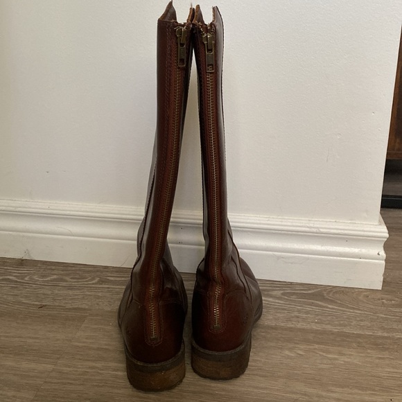 Ugg Riding Boots - Picture 2 of 12